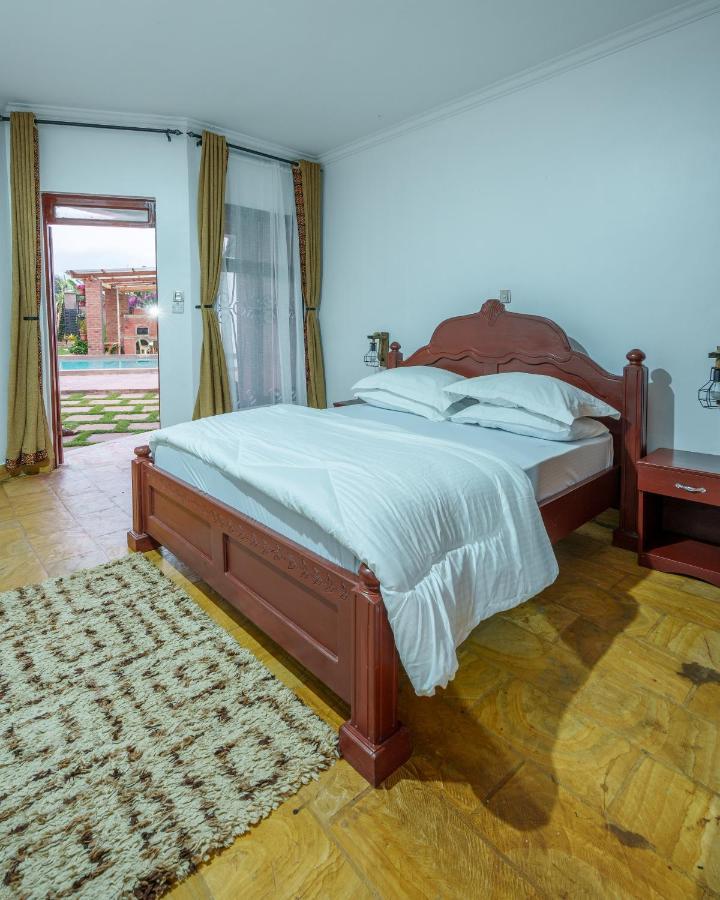 Sprunger Avenue - Tulia Homes Moshi Eksteriør billede